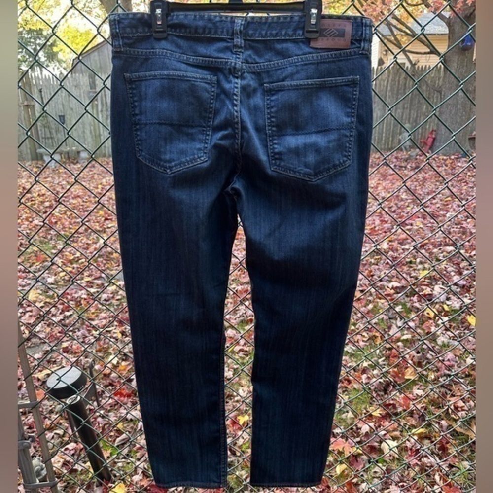 Joseph Abboud‎ Men's Straight Leg Jeans, 36Wx32L (Dark Blue Wash) - Picture 2 of 7